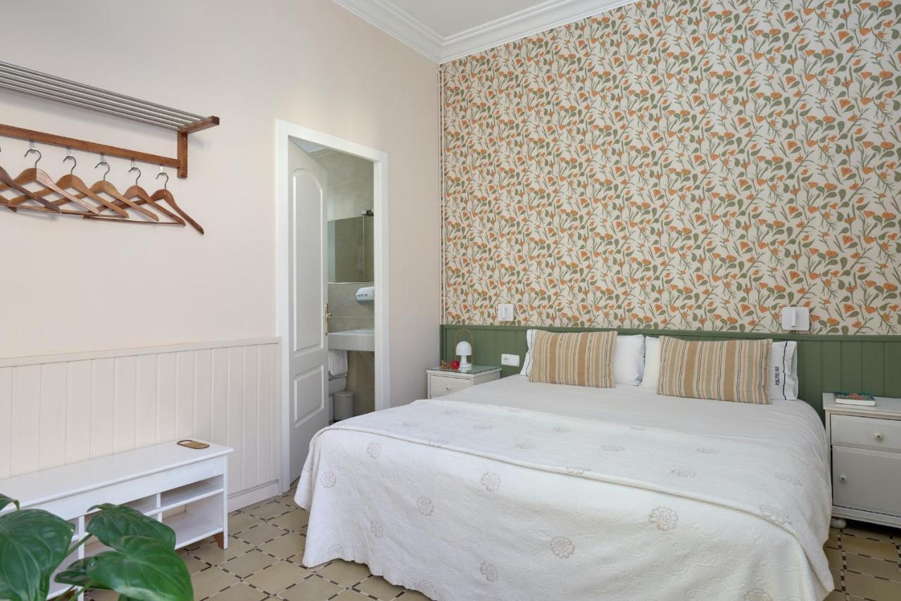 Hostal Poblenou — Bilder 1