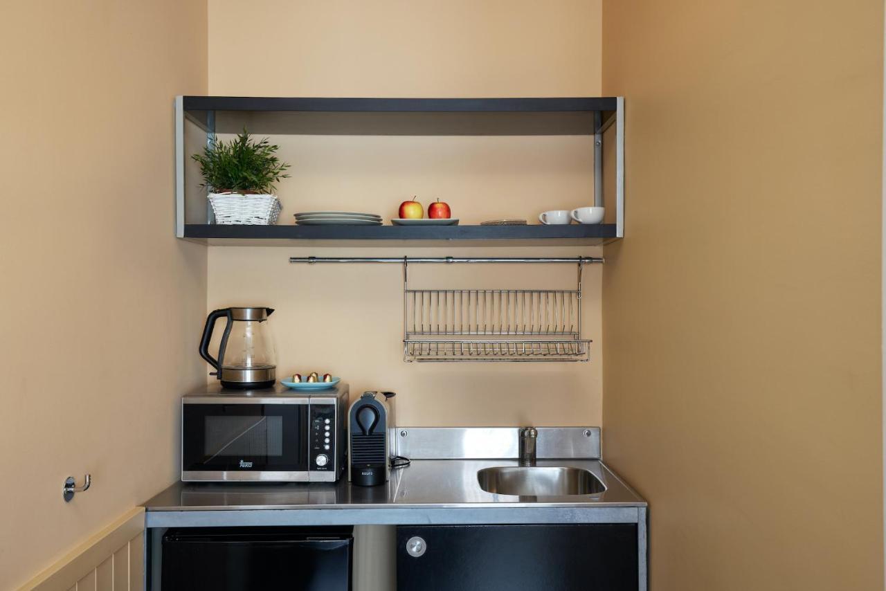 Hostal Poblenou — Bilder 2